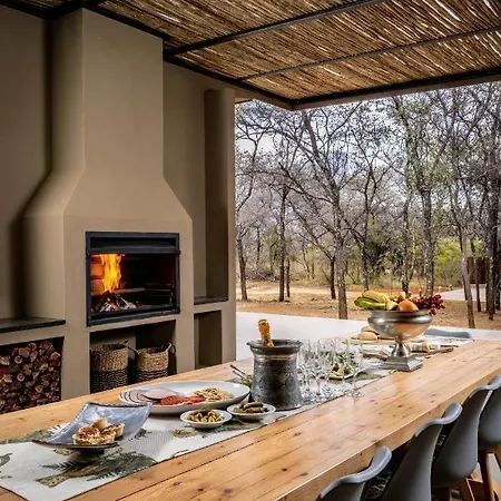 Queen Of Sheba, Self-Catering House At Buffelshuis Safari Camp Mokopane Exterior photo